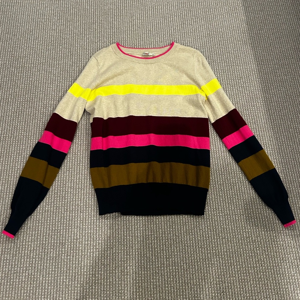 Faherty light weight cotton sweater size medium